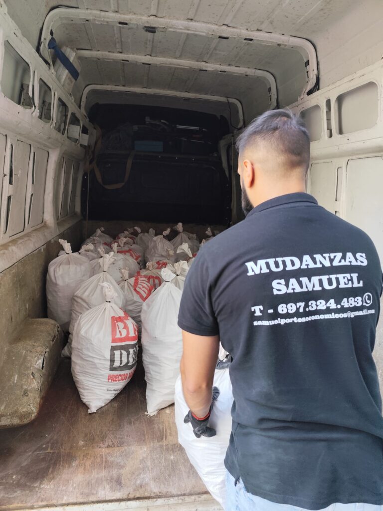 Servicio de mudanzas locales y nacionales en A Coruña